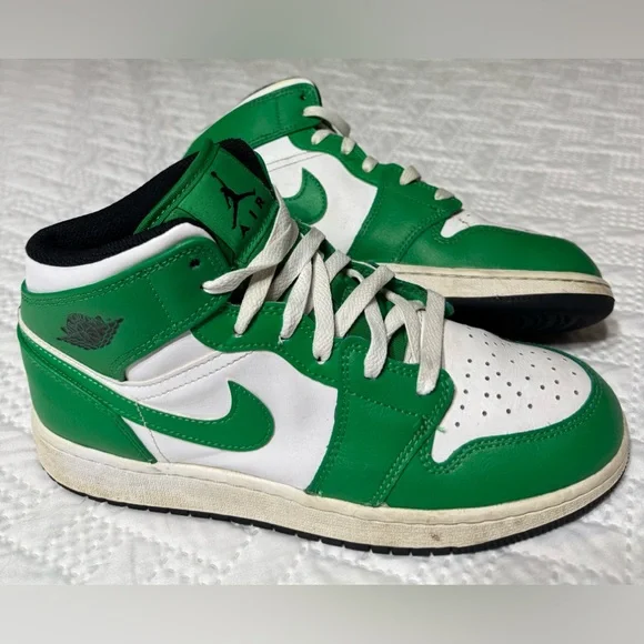 Nike Air Jordan 1 Mid Lucky Green Grade School Basketball Sneakers Shoes 6.5Y - Picture 5 of 15